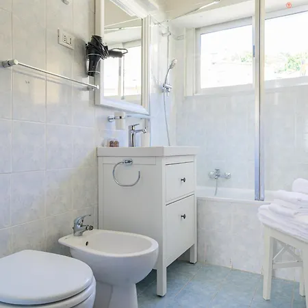 Scent Of The Sea - L'opera Group